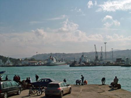 la rentrée des chalutiers et le port